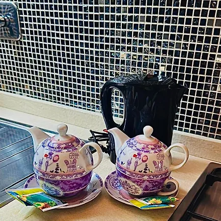 R&g House - Moderno Vicino Metropolitana - Modern Close To The Metro شقة تورينو