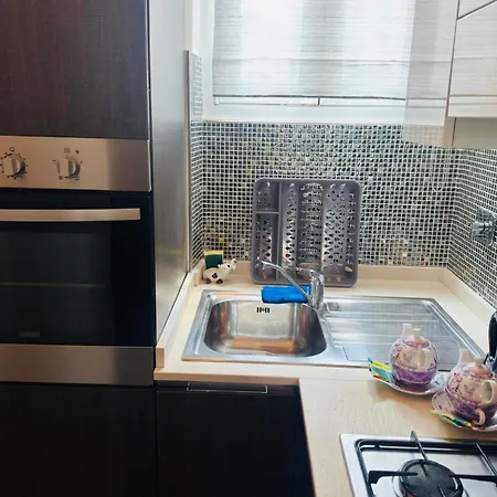 R&g House - Moderno Vicino Metropolitana - Modern Close To The Metro * تورينو