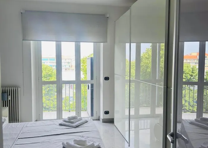 R&g House - Moderno Vicino Metropolitana - Modern Close To The Metro * Torino