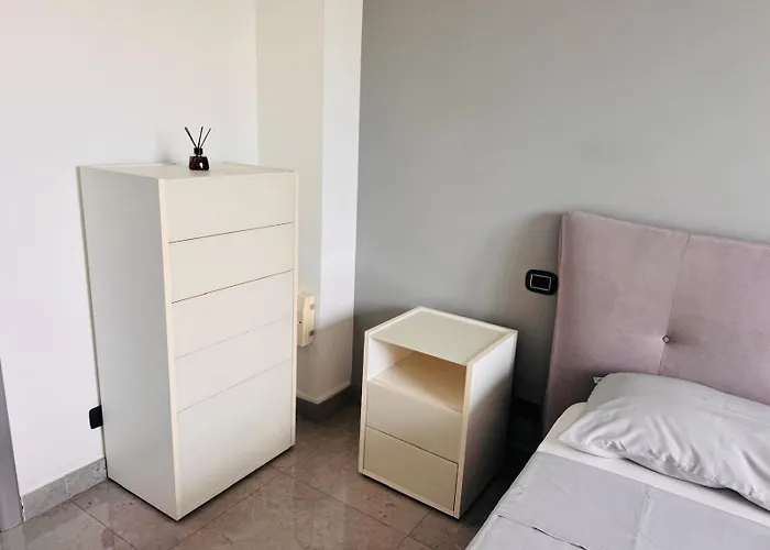 R&g House - Moderno Vicino Metropolitana - Modern Close To The Metro Torino